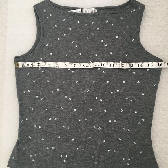 Stylish Tank Top with design - Picture 3 of 4